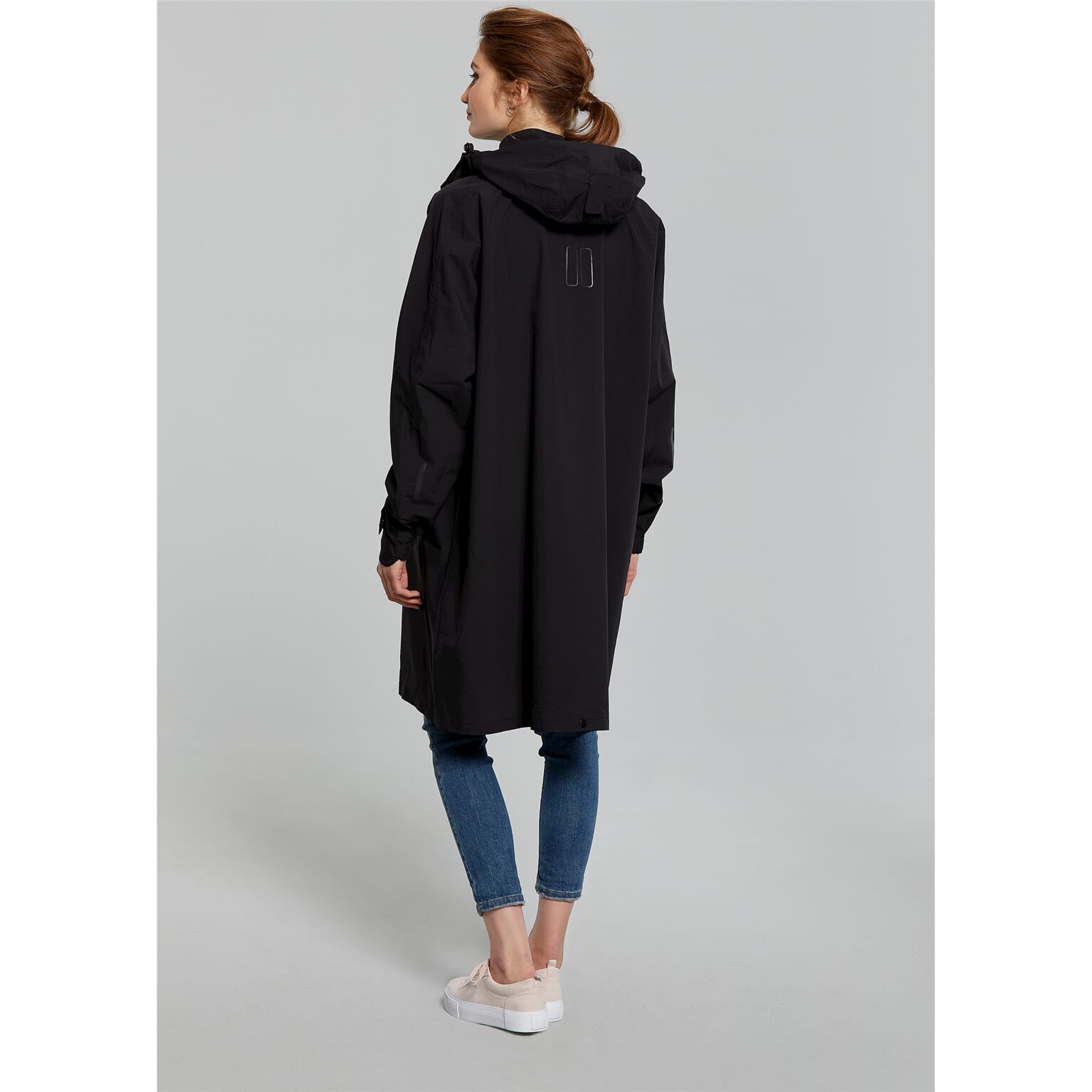 Basil poncho Mosse unisex Jet Black M/L - Image 7