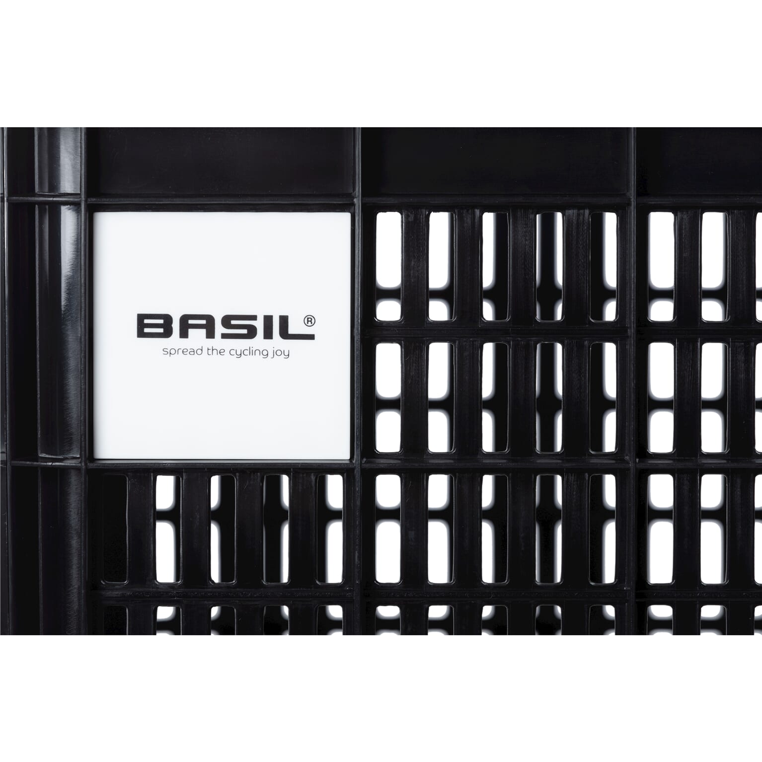 Basil fietskrat M black 29.5L recycled - Image 3
