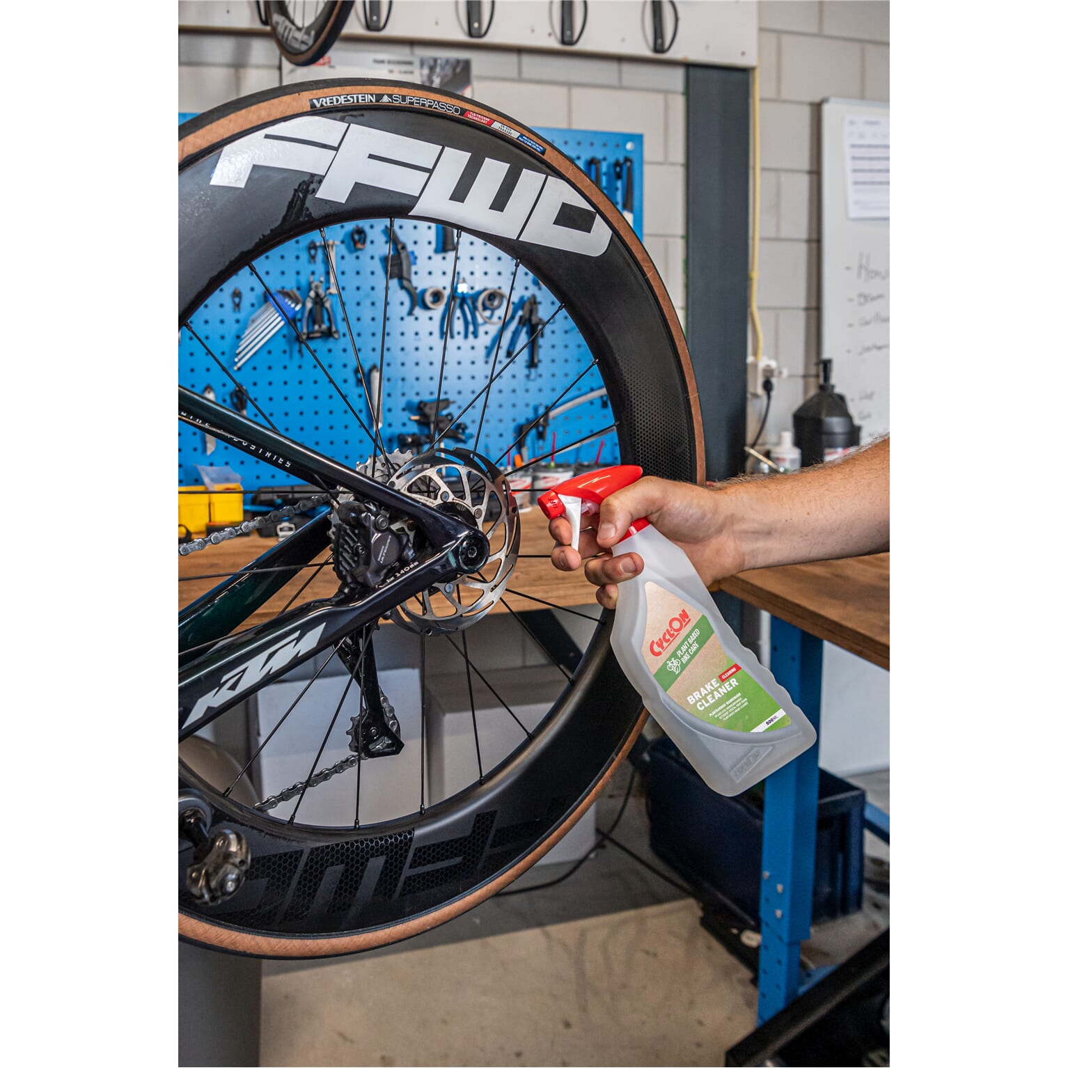 CyclOn Plant Based Brake Cleaner 500 ml trigger - Image 2