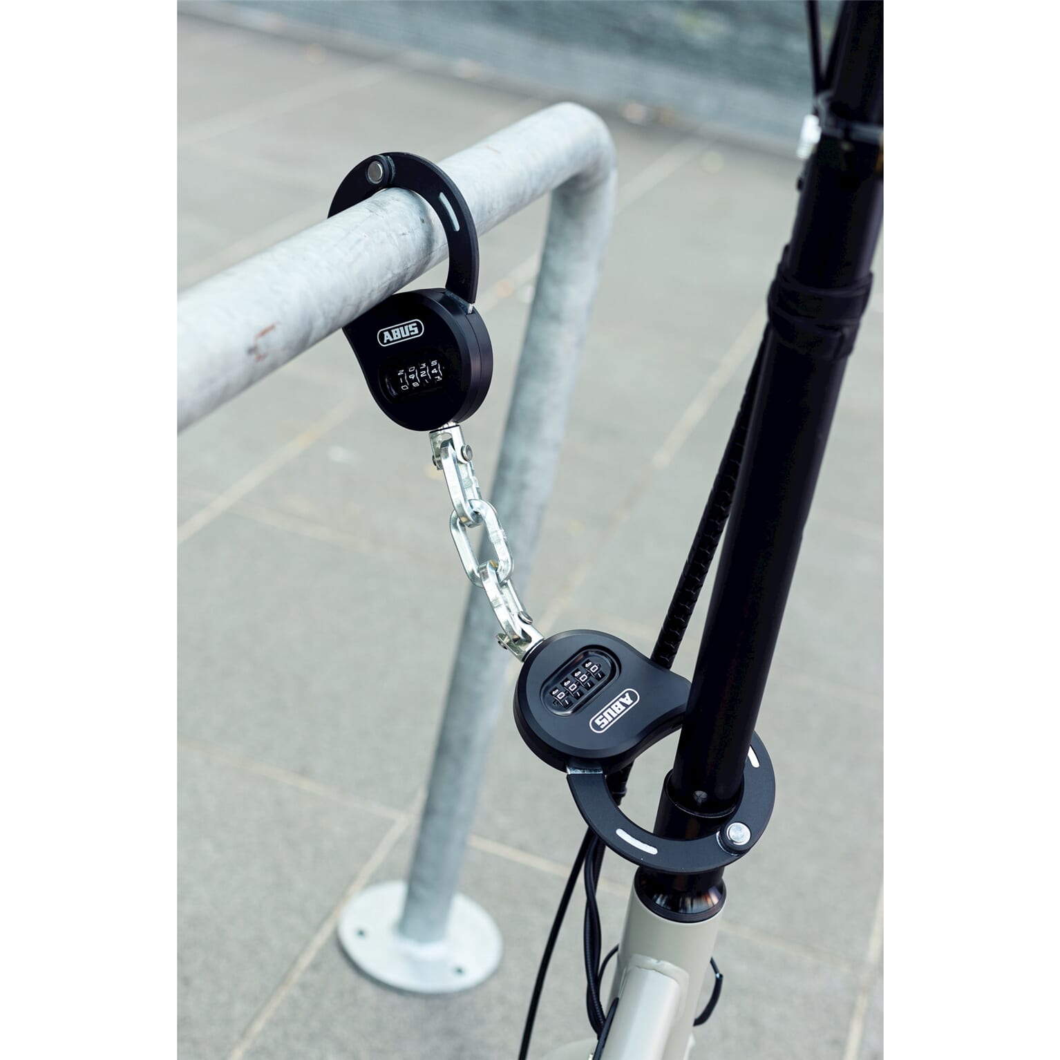 Abus Chain Claw 10 black - Image 3