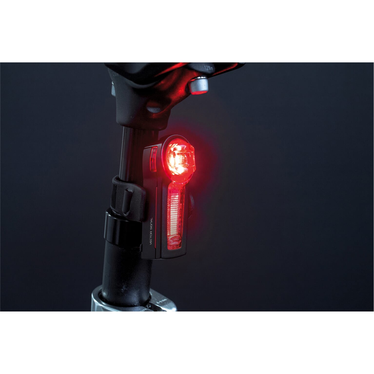 Trelock achterlicht LS 740 I-GO vector remlicht usb zadelpe - Image 3